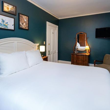 The Constance By The Lenox Collection Hotel ภายนอก รูปภาพ