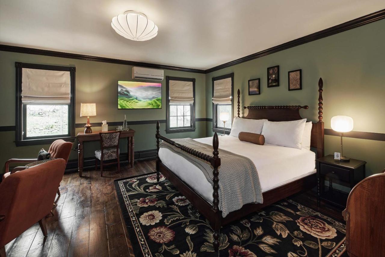 The Constance By The Lenox Collection Hotel ภายนอก รูปภาพ