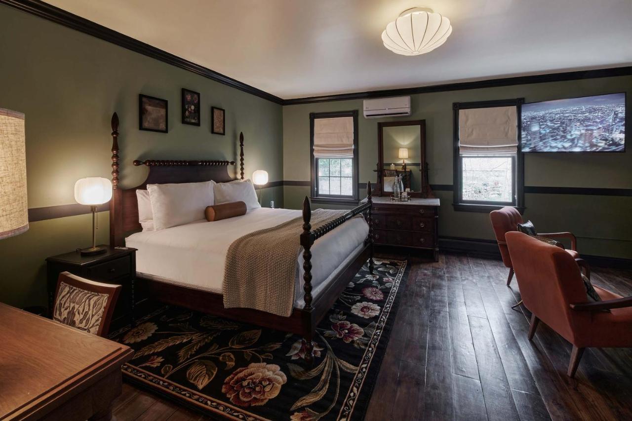 The Constance By The Lenox Collection Hotel ภายนอก รูปภาพ