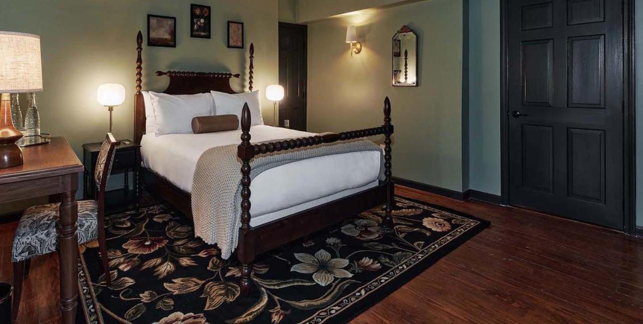 The Constance By The Lenox Collection Hotel ภายนอก รูปภาพ