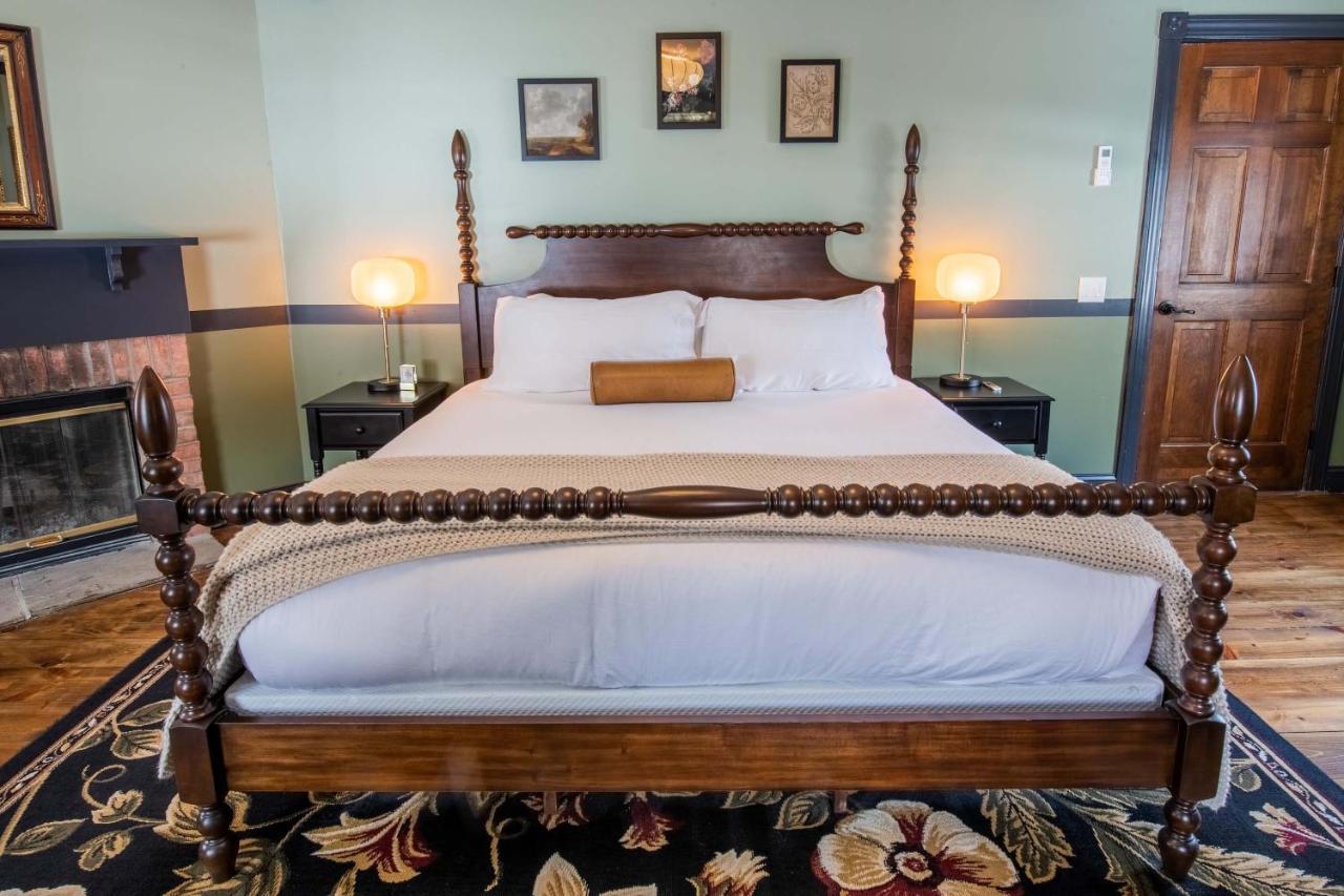 The Constance By The Lenox Collection Hotel ภายนอก รูปภาพ
