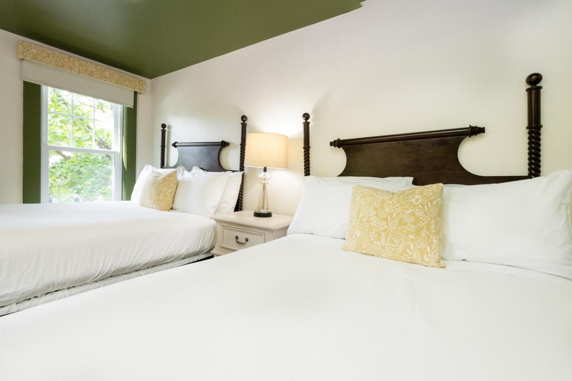 The Constance By The Lenox Collection Hotel ภายนอก รูปภาพ