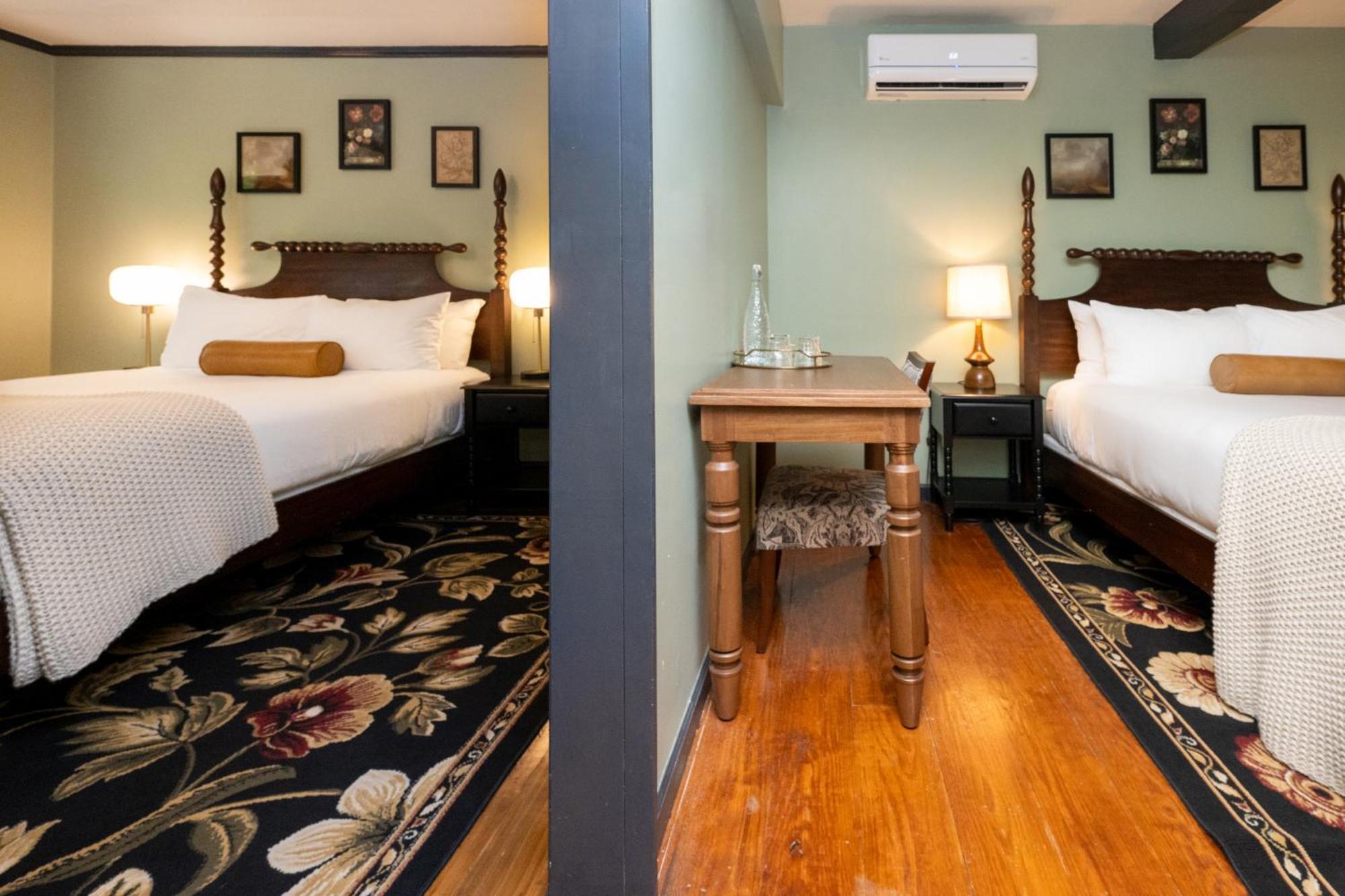 The Constance By The Lenox Collection Hotel ภายนอก รูปภาพ